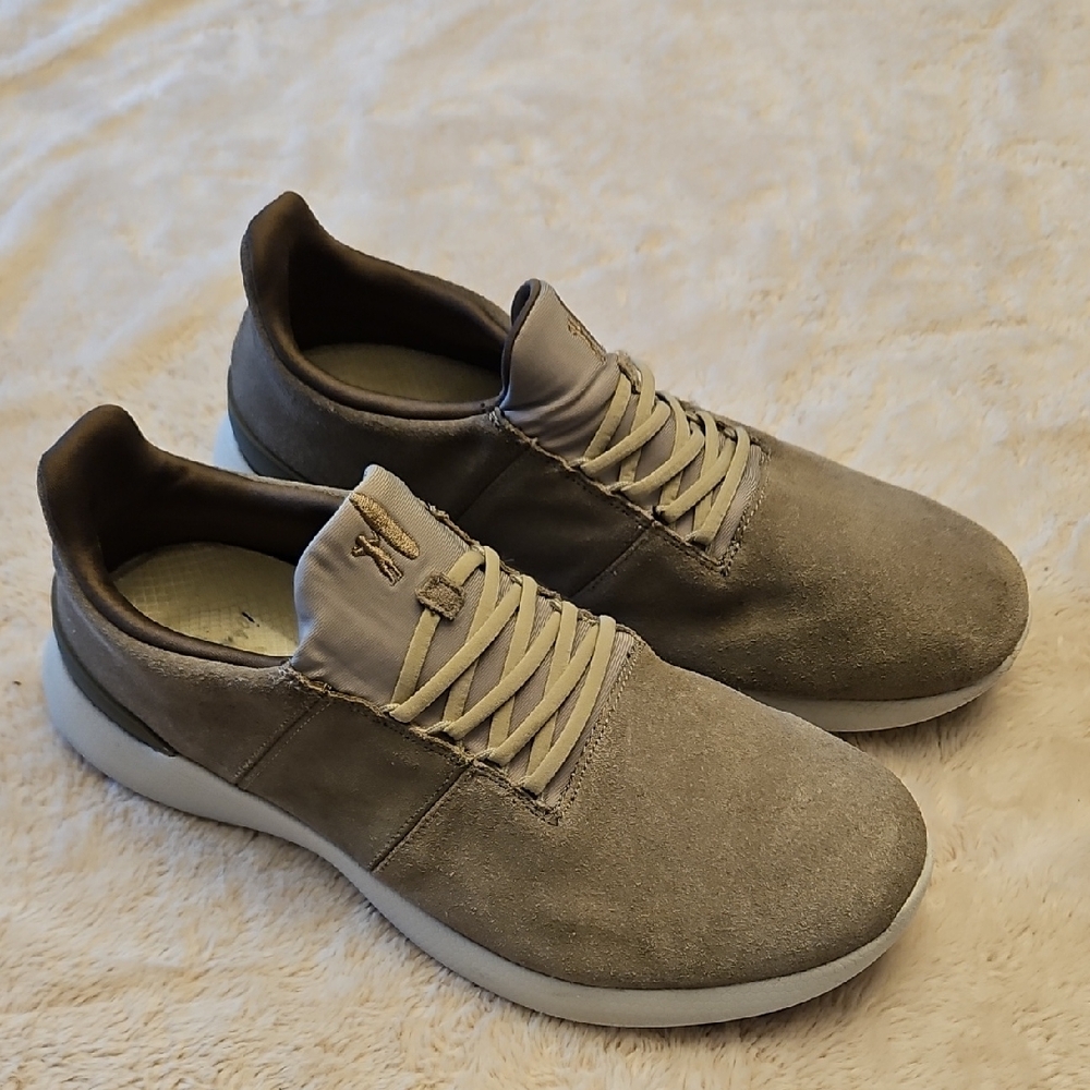GUC Men's Johnnie-O Taupe & Gray Casual Sneakers. Size 10